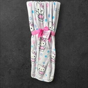 Hello Kitty Plush Blanket White Floral Spring Flowers Throw 60" x 70” New Anime